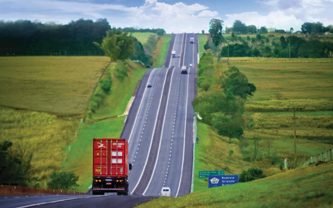 Demanda por transporte rodoviário de cargas no Brasil tem melhora desde março, segundo NTC&Logística