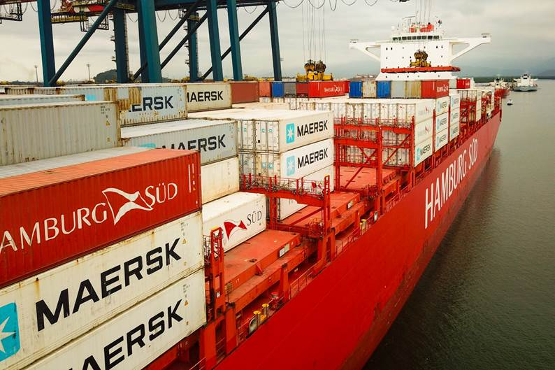 Movimentação de cargas no Porto de Santos em 2021 já começa com recordes
